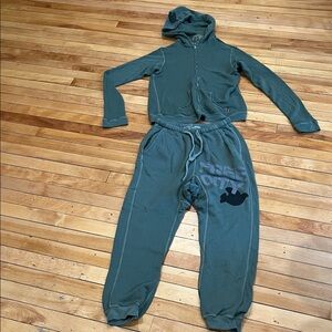 Freecity Sweatpant Hoodie Set